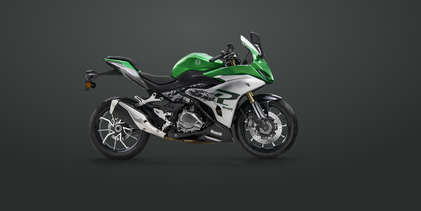 Benelli Tornado 400 is powered by a 399cc liquid-cooled DOHC